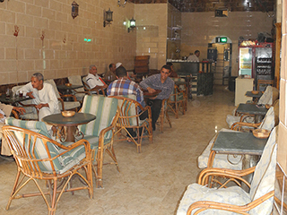Coffee Shop Aal al-Bayt: Innenansicht Coffee Shop Aal al-Bayt: Innenansicht